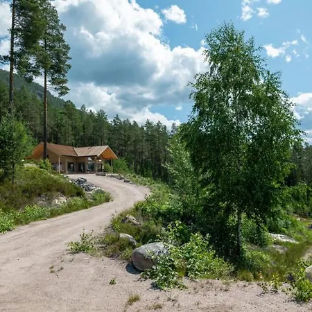 Holiday home Furuheim Lodge, 4 Seizoenen Met Fantastisch Uitzicht *