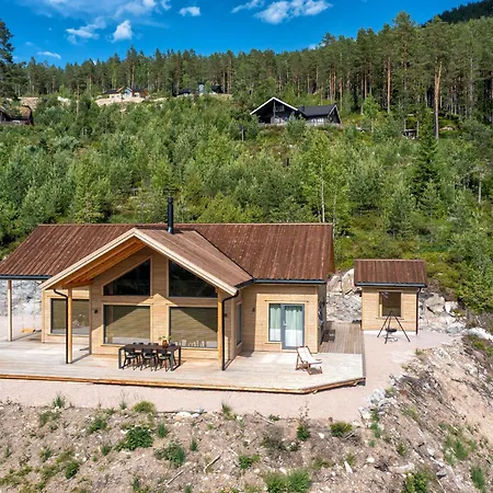 Furuheim Lodge, 4 Seizoenen Met Fantastisch Uitzicht