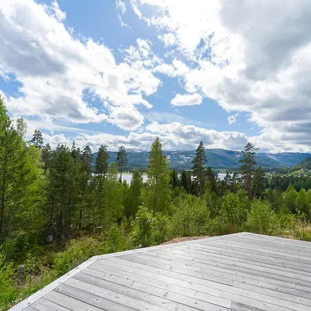 Furuheim Lodge, 4 Seizoenen Met Fantastisch Uitzicht بيت للعطل