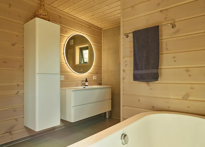 度假居 Furuheim Lodge, 4 Seizoenen Met Fantastisch Uitzicht