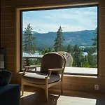 Furuheim Lodge, 4 Seizoenen Met Fantastisch Uitzicht